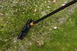 Hrábě Fiskars 135513 provzdušňovací QuikFit™